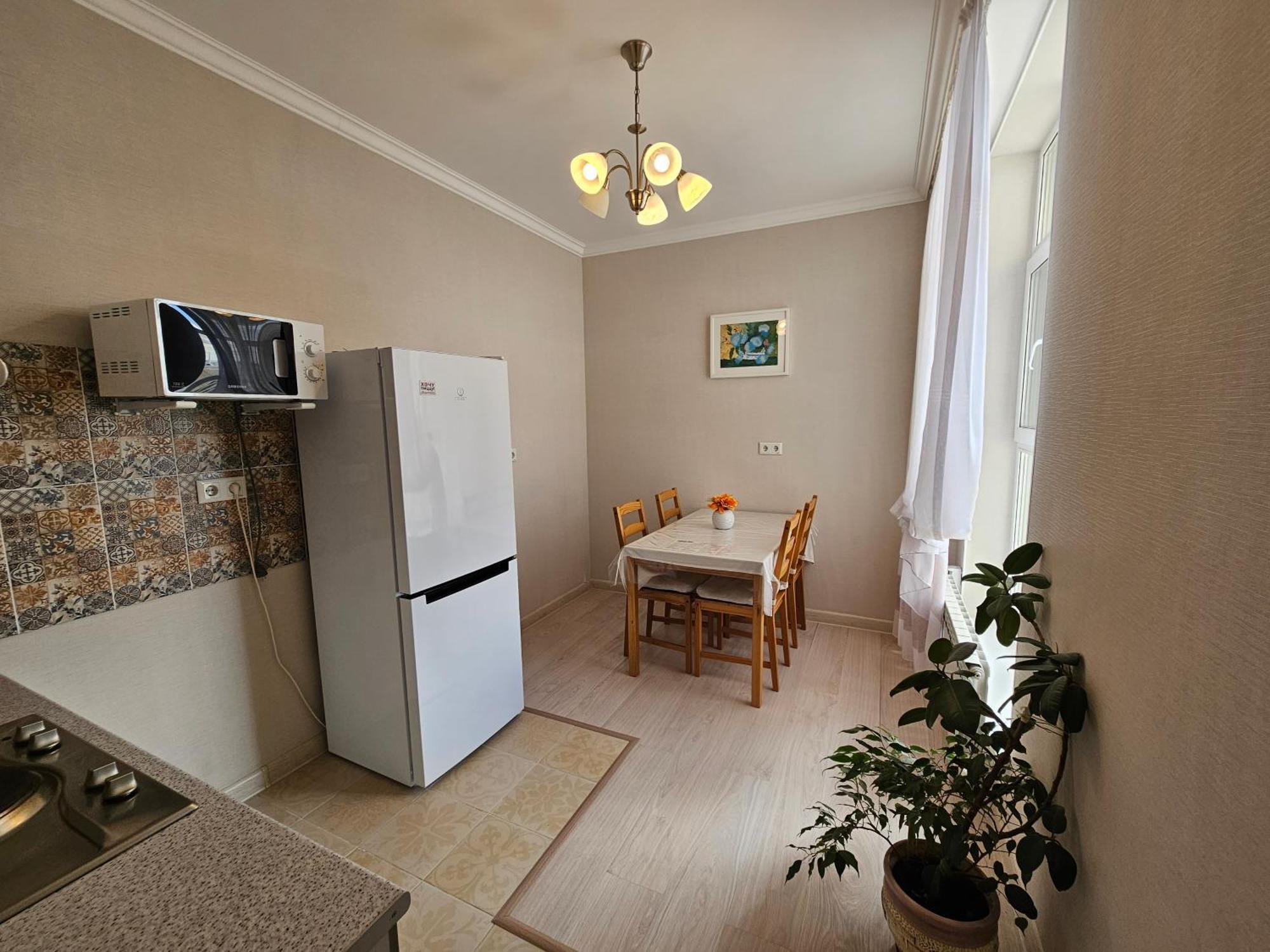Ernaz Plus Apartments: Promenade Expo Астана Экстерьер фото