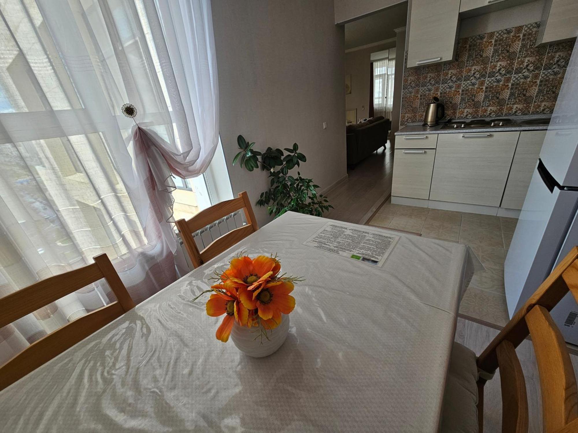 Ernaz Plus Apartments: Promenade Expo Астана Экстерьер фото