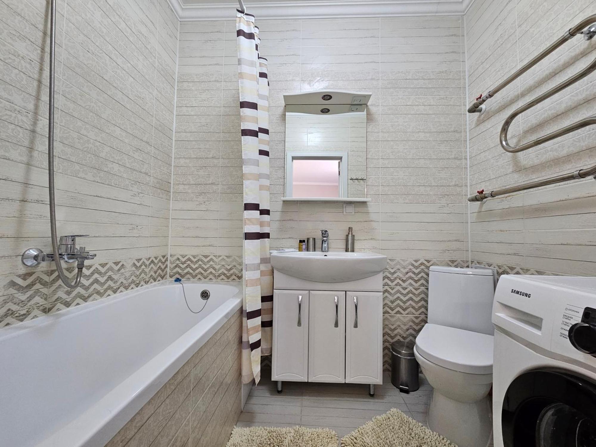 Ernaz Plus Apartments: Promenade Expo Астана Экстерьер фото